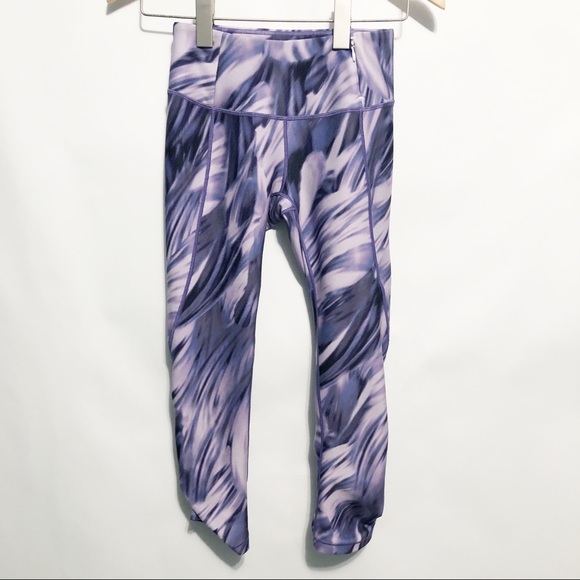 Calia Purple Swirl Capri Leggings Pants 